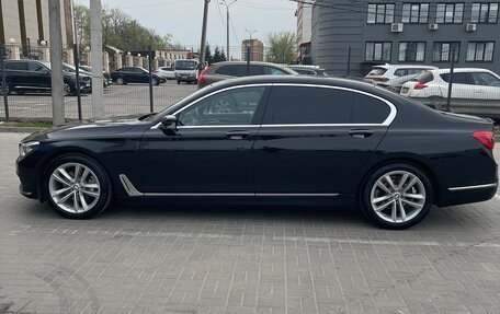 BMW 7 серия, 2017 год, 2 фотография
