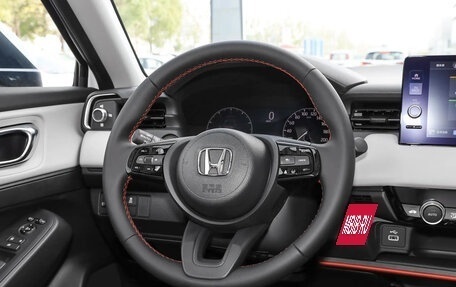 Honda Vezel, 2024 год, 2 600 000 рублей, 11 фотография