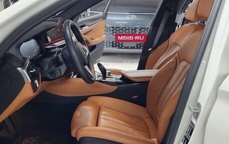 BMW 5 серия, 2021 год, 4 105 700 рублей, 7 фотография