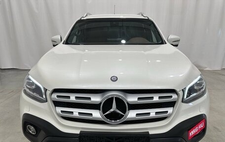 Mercedes-Benz X-Класс I, 2018 год, 3 650 000 рублей, 4 фотография