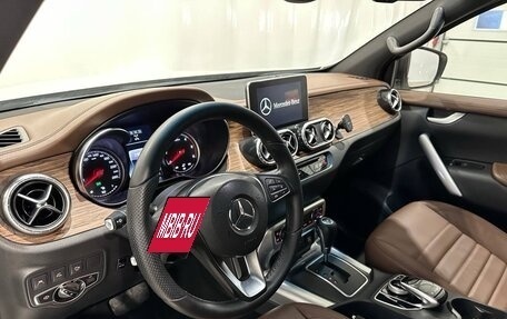 Mercedes-Benz X-Класс I, 2018 год, 3 650 000 рублей, 15 фотография