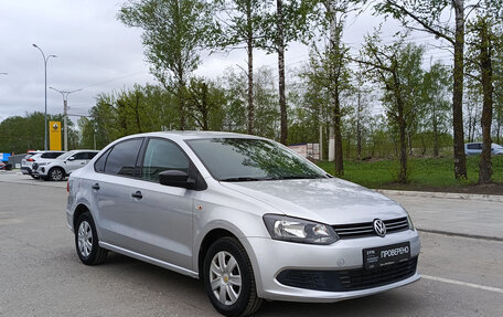 Volkswagen Polo VI (EU Market), 2012 год, 870 000 рублей, 3 фотография