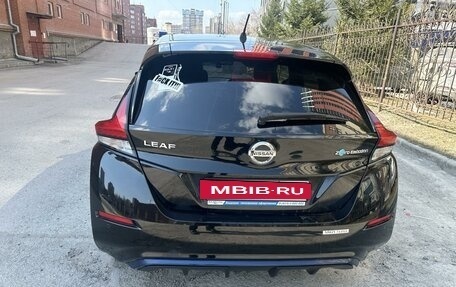 Nissan Leaf II, 2018 год, 1 650 000 рублей, 3 фотография