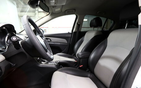 Chevrolet Cruze II, 2012 год, 980 000 рублей, 6 фотография