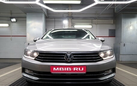 Volkswagen Passat B8 рестайлинг, 2017 год, 2 590 000 рублей, 3 фотография