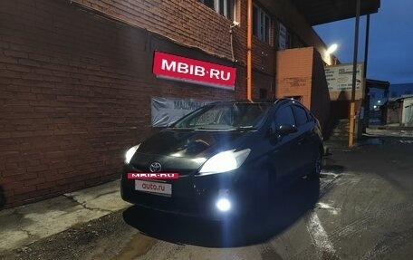 Toyota Prius, 2011 год, 1 150 000 рублей, 3 фотография