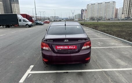 Hyundai Solaris II рестайлинг, 2011 год, 1 000 000 рублей, 3 фотография
