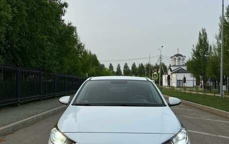 Hyundai Solaris II рестайлинг, 2018 год, 1 230 000 рублей, 2 фотография