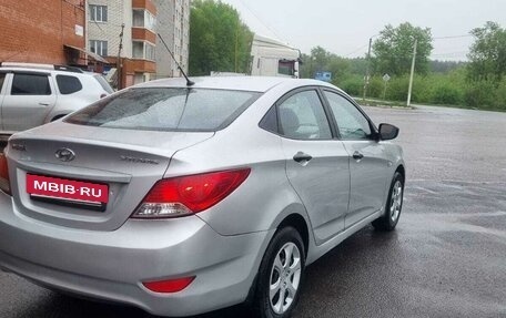 Hyundai Solaris II рестайлинг, 2012 год, 515 000 рублей, 3 фотография