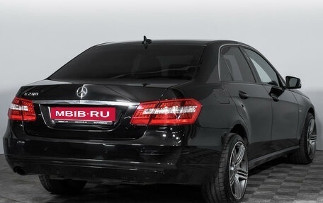 Mercedes-Benz E-Класс, 2012 год, 1 670 000 рублей, 5 фотография
