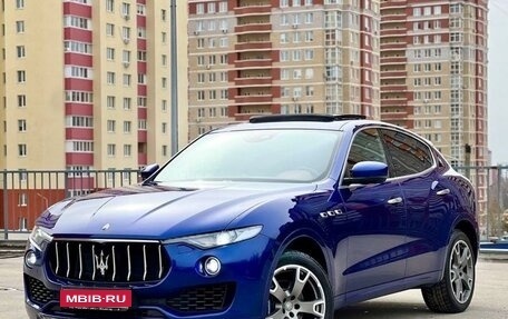 Maserati Levante I, 2017 год, 4 350 000 рублей, 1 фотография
