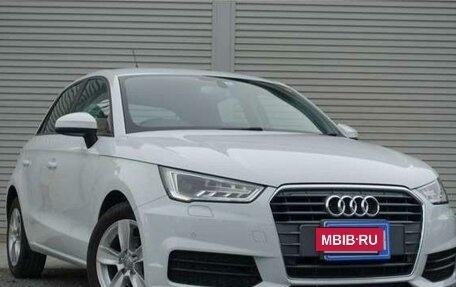Audi A1, 2018 год, 880 000 рублей, 4 фотография