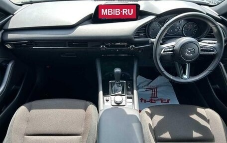 Mazda 3, 2021 год, 1 200 100 рублей, 9 фотография
