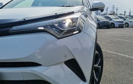 Toyota C-HR I рестайлинг, 2017 год, 1 899 999 рублей, 1 фотография