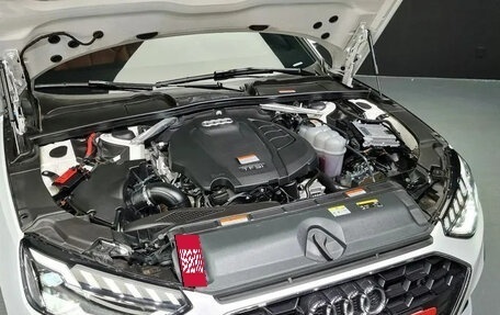 Audi A4, 2021 год, 3 200 000 рублей, 6 фотография