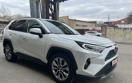 Toyota RAV4, 2020 год, 4 550 000 рублей, 4 фотография