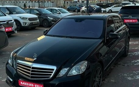 Mercedes-Benz E-Класс, 2011 год, 1 780 000 рублей, 1 фотография