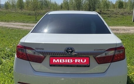 Toyota Camry, 2014 год, 2 080 000 рублей, 3 фотография