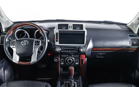 Toyota Land Cruiser Prado 150 рестайлинг 2, 2014 год, 4 398 000 рублей, 13 фотография