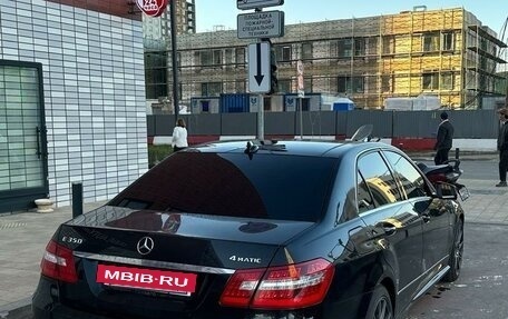 Mercedes-Benz E-Класс, 2011 год, 1 780 000 рублей, 2 фотография