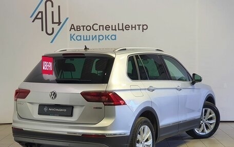 Volkswagen Tiguan II, 2018 год, 2 989 000 рублей, 2 фотография