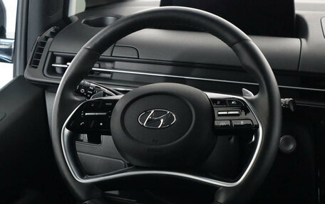 Hyundai Staria, 2021 год, 6 799 000 рублей, 14 фотография