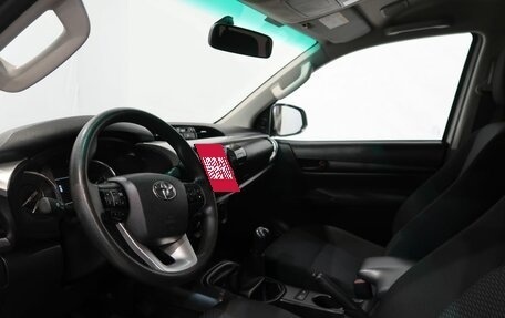 Toyota Hilux VIII, 2021 год, 4 530 000 рублей, 15 фотография