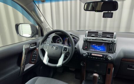 Toyota Land Cruiser Prado 150 рестайлинг 2, 2015 год, 3 450 000 рублей, 7 фотография