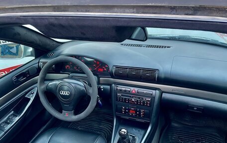 Audi A4, 1999 год, 599 900 рублей, 11 фотография