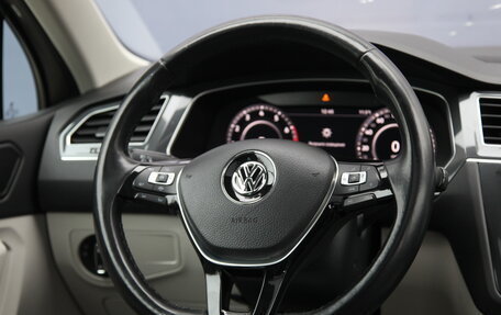 Volkswagen Tiguan II, 2018 год, 2 750 000 рублей, 13 фотография