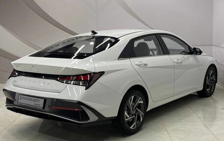 Hyundai Elantra, 2023 год, 2 450 000 рублей, 5 фотография