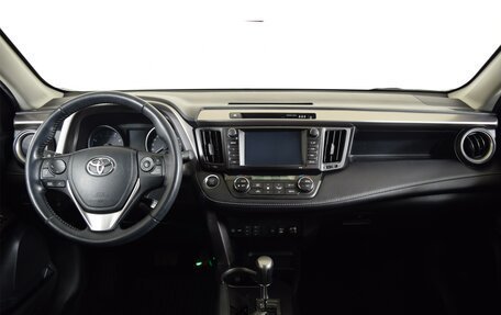 Toyota RAV4, 2017 год, 2 539 000 рублей, 12 фотография