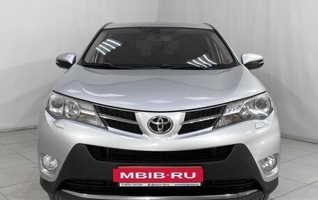 Toyota RAV4, 2013 год, 1 960 000 рублей, 2 фотография