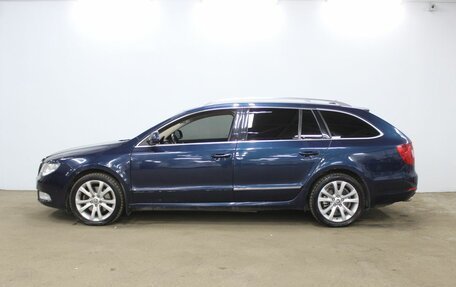 Skoda Superb III рестайлинг, 2011 год, 1 300 000 рублей, 2 фотография