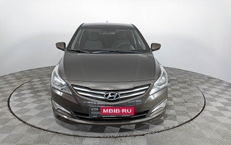 Hyundai Solaris II рестайлинг, 2015 год, 1 297 000 рублей, 2 фотография