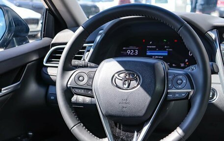 Toyota Camry, 2023 год, 4 800 000 рублей, 15 фотография