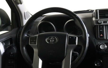 Toyota Land Cruiser Prado 150 рестайлинг 2, 2014 год, 3 549 000 рублей, 17 фотография