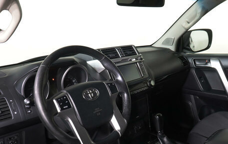 Toyota Land Cruiser Prado 150 рестайлинг 2, 2014 год, 3 549 000 рублей, 16 фотография