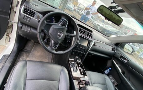 Toyota Camry, 2016 год, 1 829 000 рублей, 6 фотография