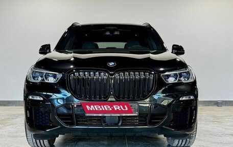 BMW X5, 2020 год, 7 690 000 рублей, 2 фотография