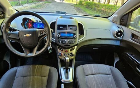 Chevrolet Aveo III, 2014 год, 800 000 рублей, 9 фотография