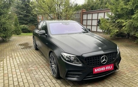 Mercedes-Benz E-Класс AMG, 2018 год, 5 150 000 рублей, 6 фотография