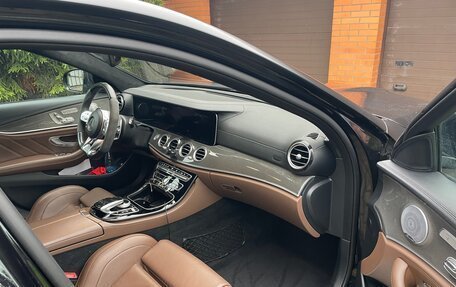 Mercedes-Benz E-Класс AMG, 2018 год, 5 150 000 рублей, 18 фотография