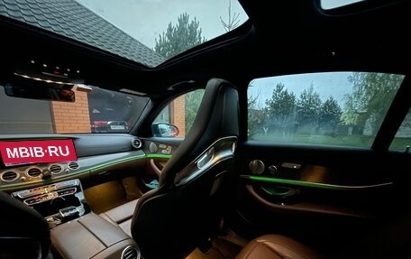 Mercedes-Benz E-Класс AMG, 2018 год, 5 150 000 рублей, 15 фотография