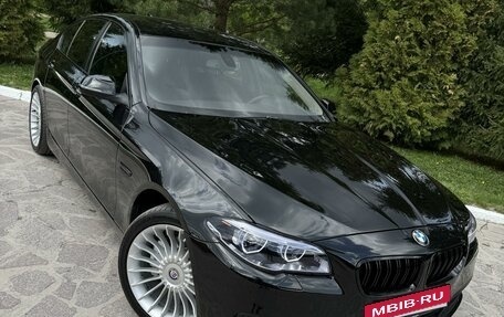 BMW 5 серия, 2015 год, 1 920 000 рублей, 2 фотография