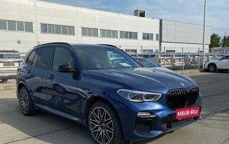 BMW X5, 2019 год, 6 800 000 рублей, 3 фотография