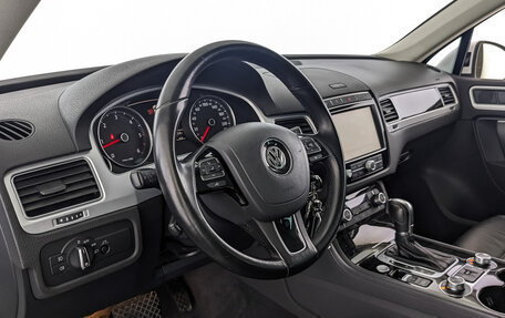 Volkswagen Touareg III, 2017 год, 3 750 000 рублей, 11 фотография