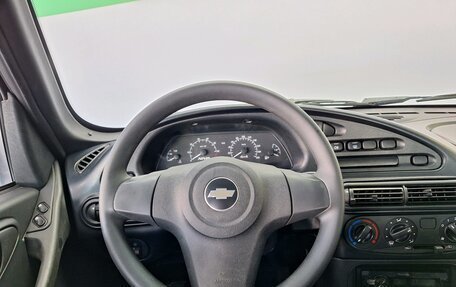 Chevrolet Niva I рестайлинг, 2019 год, 899 000 рублей, 5 фотография