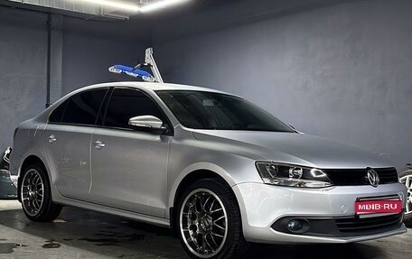 Volkswagen Jetta VI, 2013 год, 1 600 000 рублей, 1 фотография