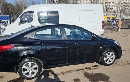 Hyundai Solaris II рестайлинг, 2012 год, 960 000 рублей, 5 фотография